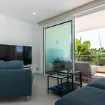 Stylish Apartment in Porto De Mós Lagos