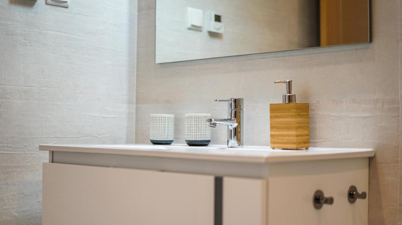 Stylish Near Beaches & Center *